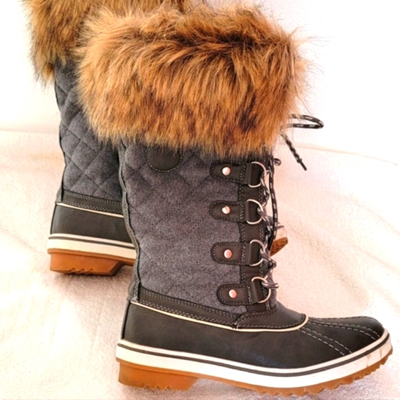 Women's Waterproof Snow Boots - Picture 2 of 10